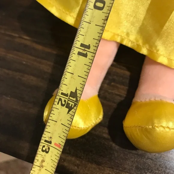 The Disney Store Plush Princess Young Girl Snow White Toddler Baby Doll Toy 12" - Picture 5 of 7